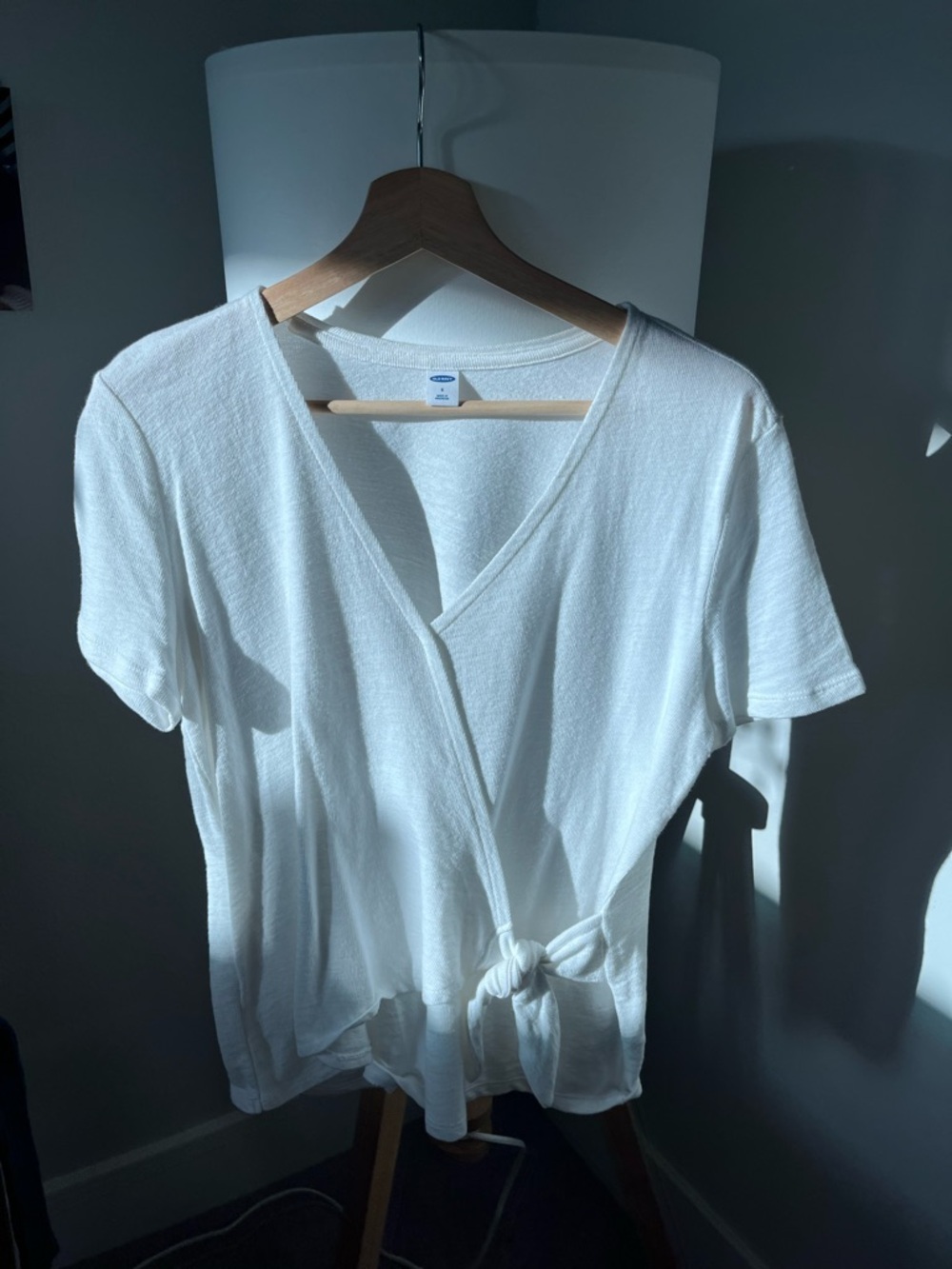 Old Navy White Tie-Front V-Neck Blouse